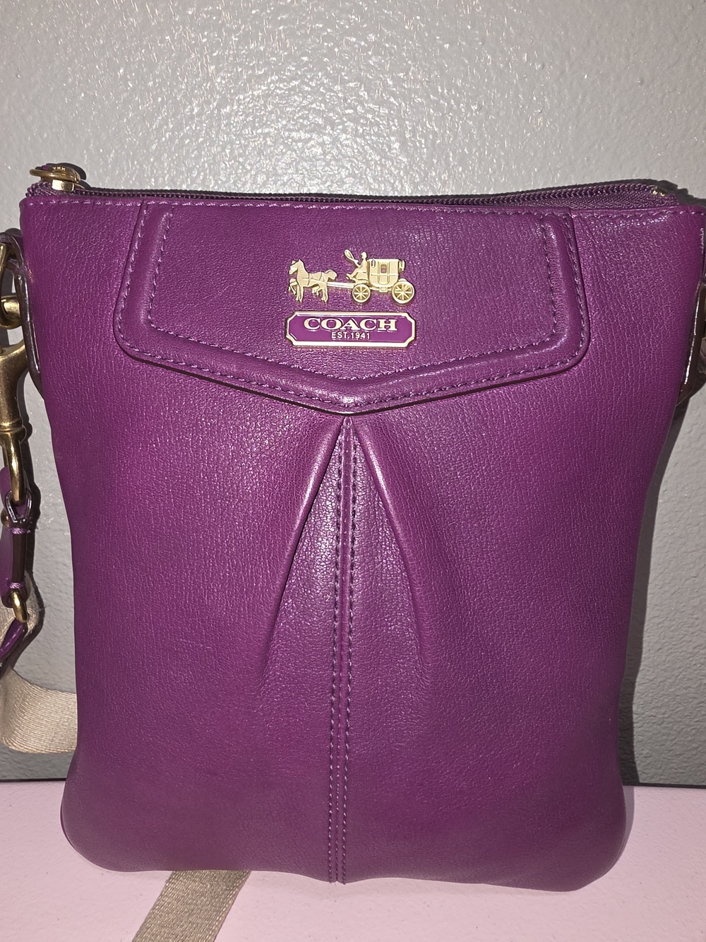 COACH Purple Leather Crossbody Bag - Picture 3 of 6